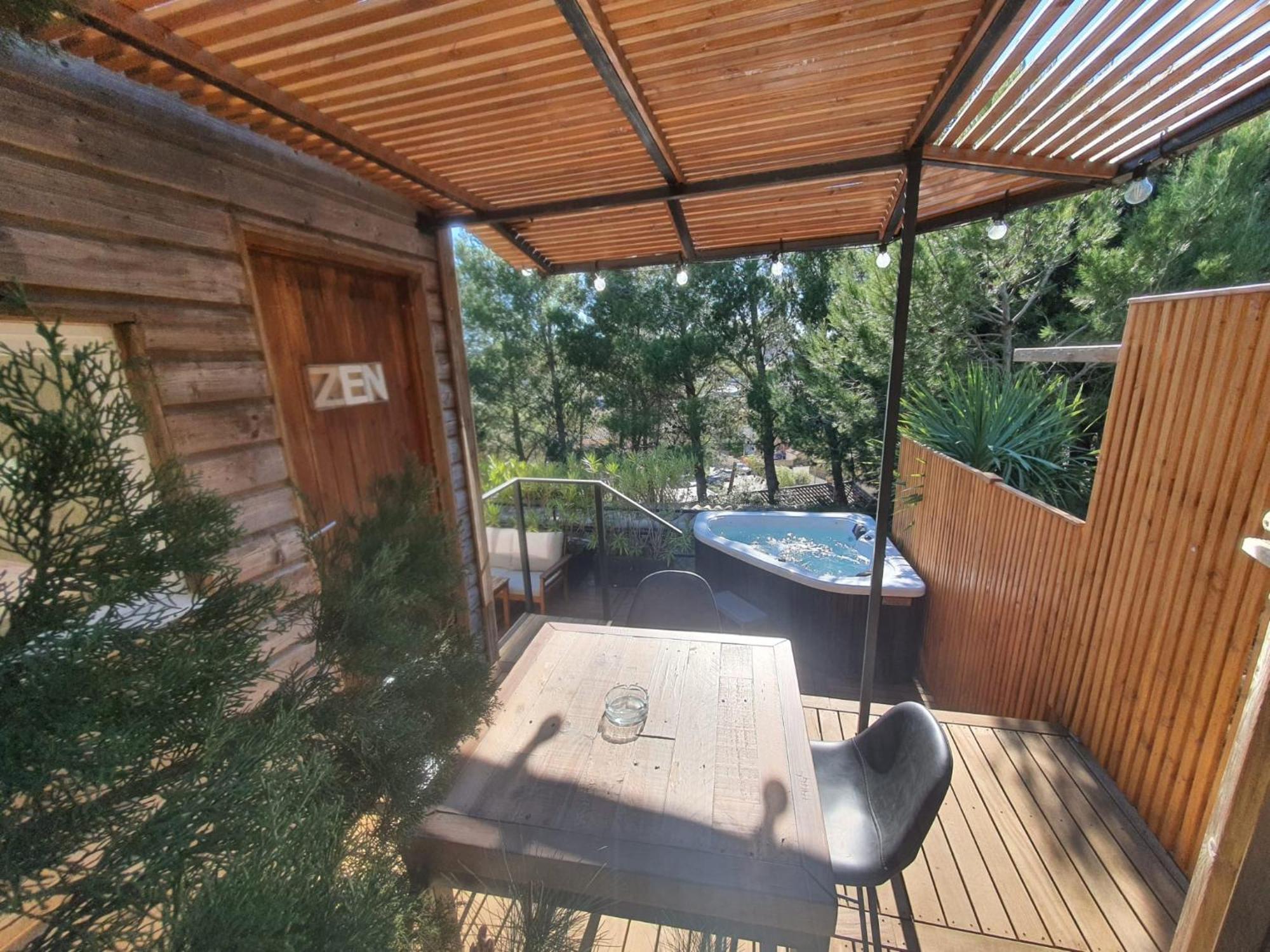 Les Jardins De L'oustal Casa vacanze *